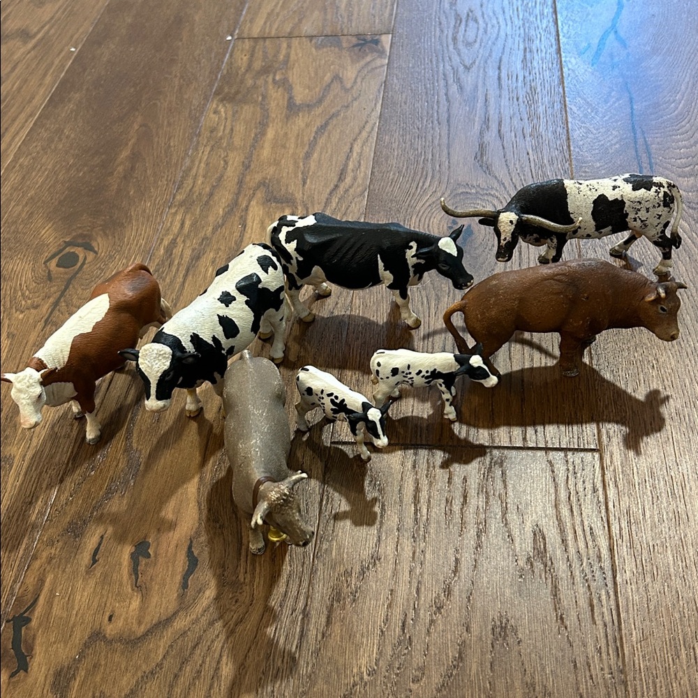 Schleich cow family Farm Animal Set - Brown black White 8 figures toys longhorn